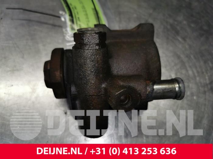 Stuurpomp van een Seat Leon (1M1) 2.8 V6 24V Cupra 4 2001