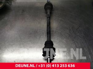 Mercedes E-Klasse Drive shaft, rear right O128547 photo 2
