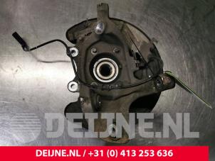 Mercedes E-Klasse Achsschenkel links hinten O128553 foto 2