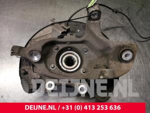 Mercedes E-Klasse Achsschenkel links hinten O128553 foto 3