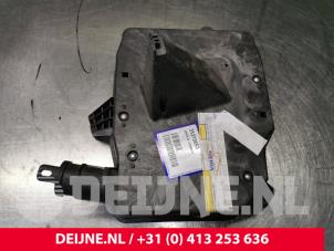 Volvo V50 Resonance housing O128566 photo 4
