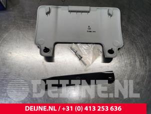 Volvo XC60 Bumperdeel midden-achter O128617 foto 3