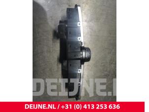 Volvo XC40 Radiobedienfeld O128654 foto 2