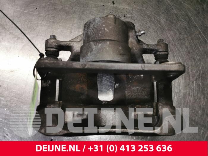 Peugeot Partner Bremszange rechts vorne O128671