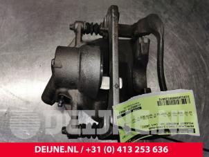 Peugeot Partner Remklauw (Tang) links-voor O128672 foto 2