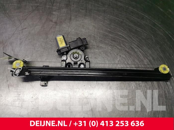 Fiat Ducato Ruitmechaniek 2Deurs rechts-voor O128723