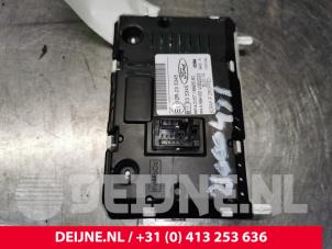 Ford Transit Connect Interior display O128776 photo 3