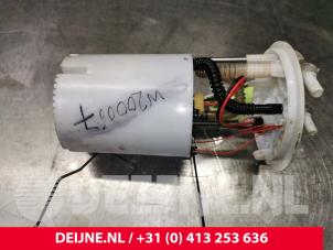 Opel Vivaro Electric fuel pump O128778 photo 3