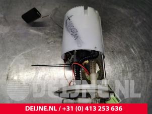Opel Vivaro Electric fuel pump O128778 photo 2