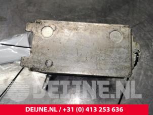 Volvo V50 Oliekoeler O128779 foto 3