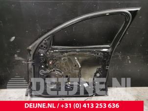 Audi S8 Portier 4Deurs rechts-voor O128813 foto 2
