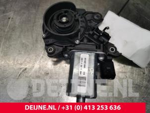 Audi S8 Schließhilfsmotor Tür links vorne O128850 foto 3