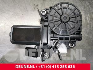Audi S8 Sluithulpmotor portier rechts-achter O128851 foto 2