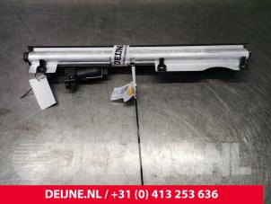 Audi S8 Right blind O128863 photo 3
