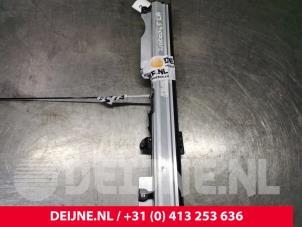 Audi S8 Left blind O128864 photo 3