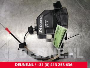 Audi S8 Door lock mechanism 4-door, front left O128865 photo 2