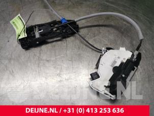 Volkswagen UP Türschlossmechanik 4-türig rechts vorne O129232 foto 3