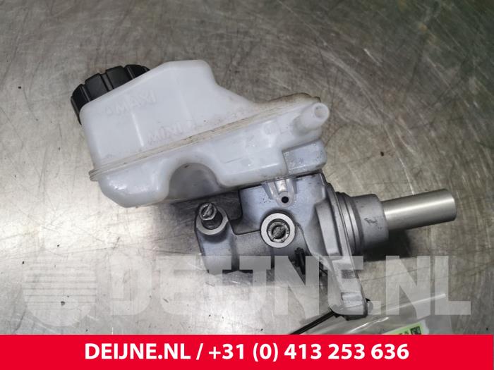 Renault Twingo Hauptbremszylinder O129242