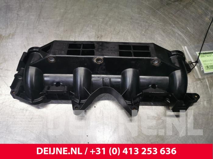 Gebruikte Inlaatspruitstuk Renault Master II (FD/HD) 2.2 dCi 16V Prijs € 42,35 Inclusief btw aangeboden door van Deijne Onderdelen Uden B.V.