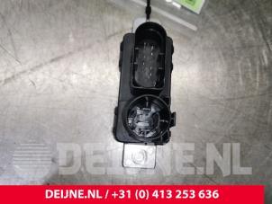 Volvo V40 Vorglührelais O129333 foto 2