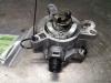 Vacuumpomp (Diesel) van een Volvo V40 (MV) 2.0 D4 16V 2015