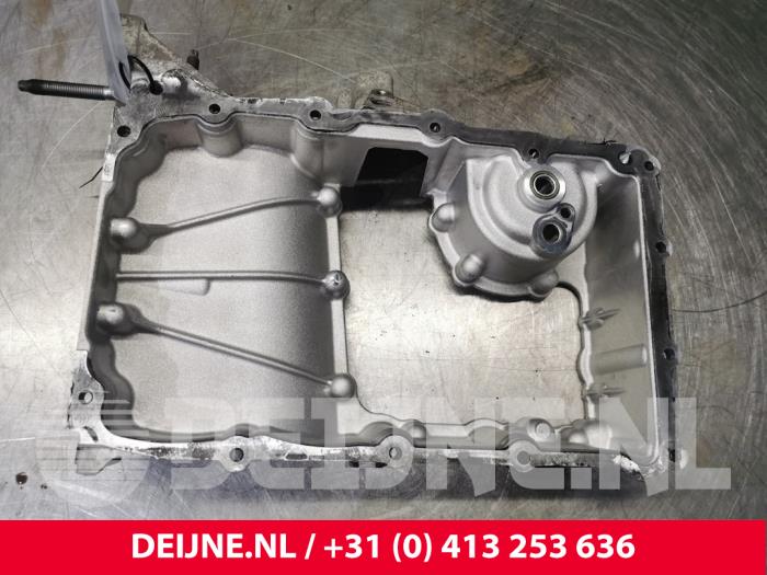 Peugeot 208 Carterpan O129348