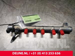 Gebruikte Injector brug Volvo V60 I (FW/GW) 2.0 D4 16V Prijs € 100,00 Margeregeling aangeboden door van Deijne Onderdelen Uden B.V.
