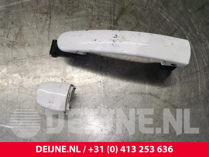 Volkswagen UP Front door handle 4-door, right O129457