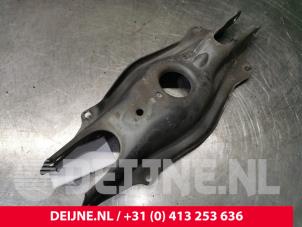 Mercedes E-Klasse Veerschotel rechts-achter O129514 foto 3