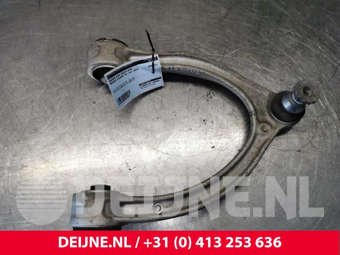 Mercedes E-Klasse Querlenker oben rechts vorne O129501