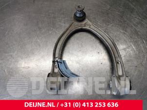 Mercedes E-Klasse Querlenker oben rechts vorne O129501 foto 2