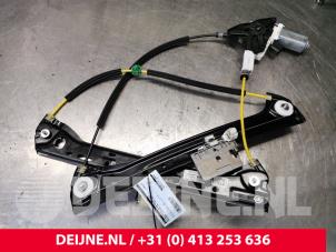 Mercedes E-Klasse Fenstermechanik 2-türig rechts vorne O129557 foto 2