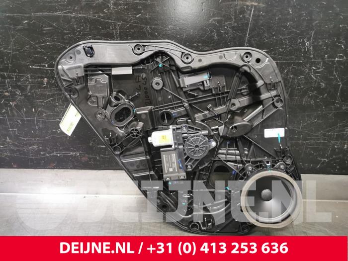 Polestar 2 Ruitmechaniek 4Deurs links-achter O129599