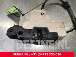 Polestar 2 Deurslot Mechaniek 4Deurs rechts-achter O129603 foto 2