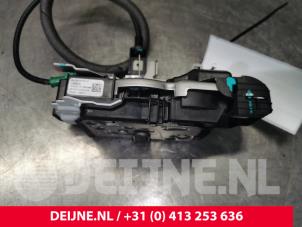 Polestar 2 Front door lock mechanism 4-door, right O129608 photo 3