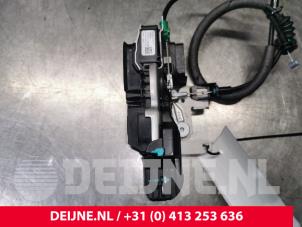 Polestar 2 Front door lock mechanism 4-door, right O129608 photo 2