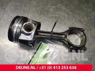 Gebruikte Drijfstang Volkswagen Caddy IV 2.0 TDI 102 Prijs € 90,75 Inclusief btw aangeboden door van Deijne Onderdelen Uden B.V.