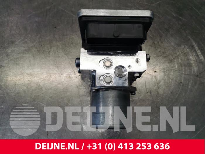 Mercedes E-Klasse ABS Pumpe O129636