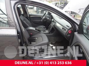 Gebruikte Airbag rechts (Dashboard) Volvo V70 (BW) 1.6 DRIVe 16V Prijs € 300,00 Margeregeling aangeboden door van Deijne Onderdelen Uden B.V.