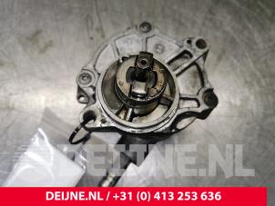 Gebruikte Vacuumpomp (Diesel) Mercedes Sprinter 3,5t (906.73) 315 CDI 16V Prijs € 42,35 Inclusief btw aangeboden door van Deijne Onderdelen Uden B.V.