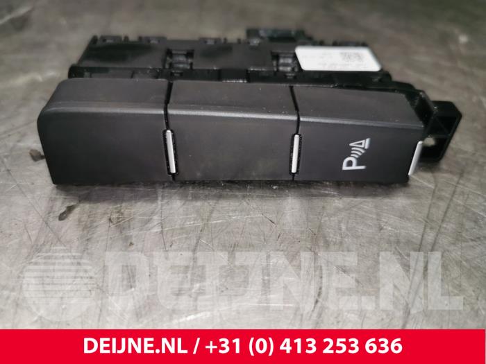 Volkswagen Golf Switch O129894
