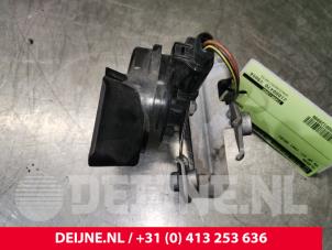 Volkswagen UP Hupe O129996 foto 2