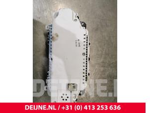 Volvo V40 Odometer KM O130096 photo 2