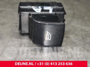 Polestar 2 Electric window switch O130199 photo 2