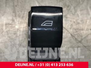 Polestar 2 Electric window switch O130199 photo 3