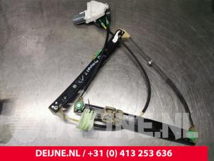 Audi A1 Ruitmechaniek 4Deurs rechts-voor O130264 foto 2