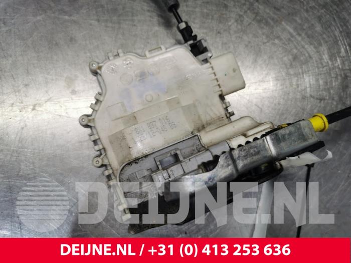 Audi A1 Deurslot Mechaniek 4Deurs rechts-voor O130265