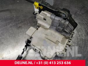 Audi A1 Front door lock mechanism 4-door, right O130265 photo 2