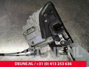 Audi A1 Deurslot Mechaniek 4Deurs rechts-achter O130267 foto 2
