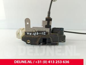 Volvo V40 Türschlossmechanik 4-türig rechts hinten O130337 foto 2